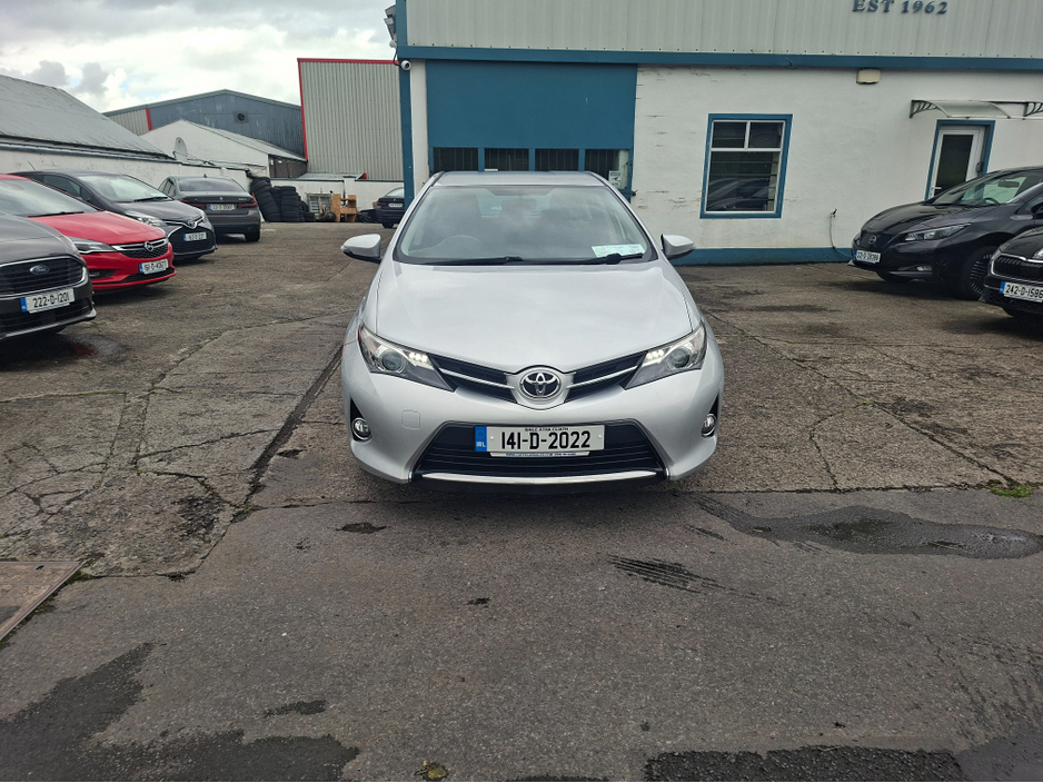 2014 Toyota Auris 1.4L Diesel For Sale Images