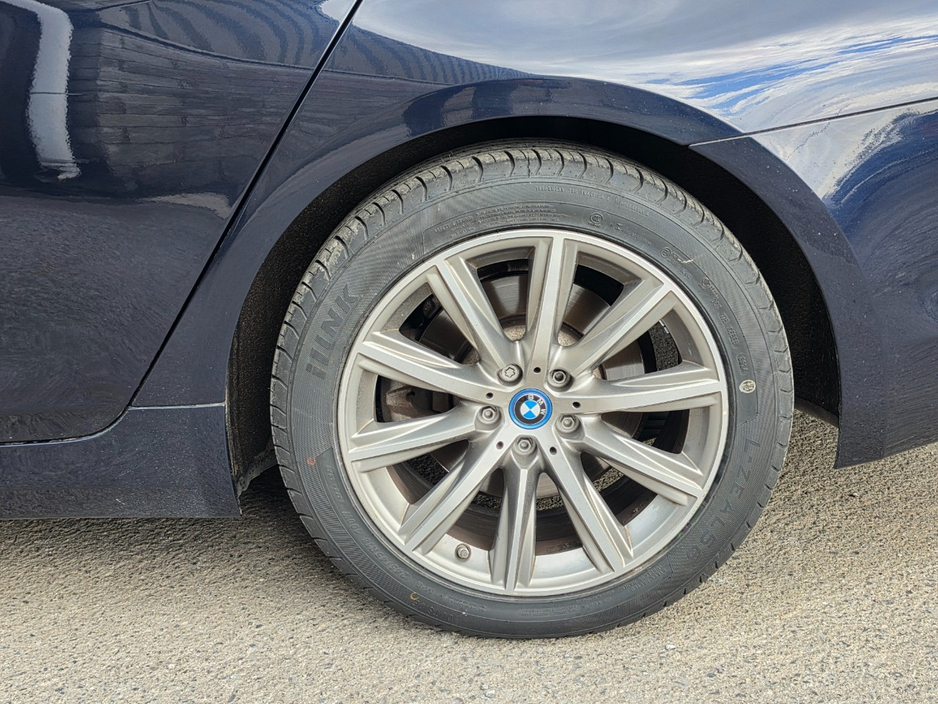 2017 BMW 5 Series 2L Petrol Plug-in Hybrid For Sale Images