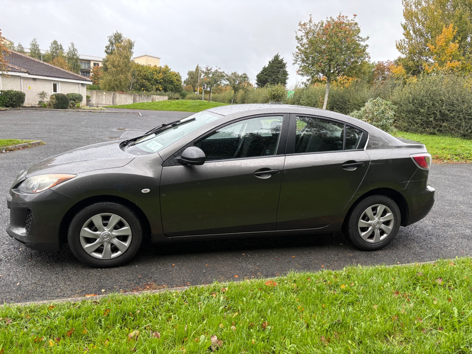 2013 Mazda Mazda3 1.6L Diesel For Sale Images