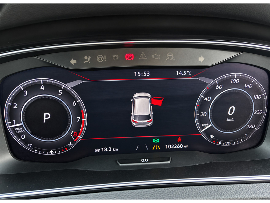2018 Volkswagen Golf 2L Petrol For Sale Images