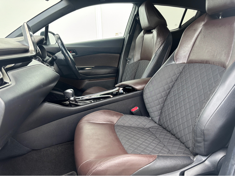 2018 Toyota C-HR 1.8L Petrol Hybrid For Sale Images