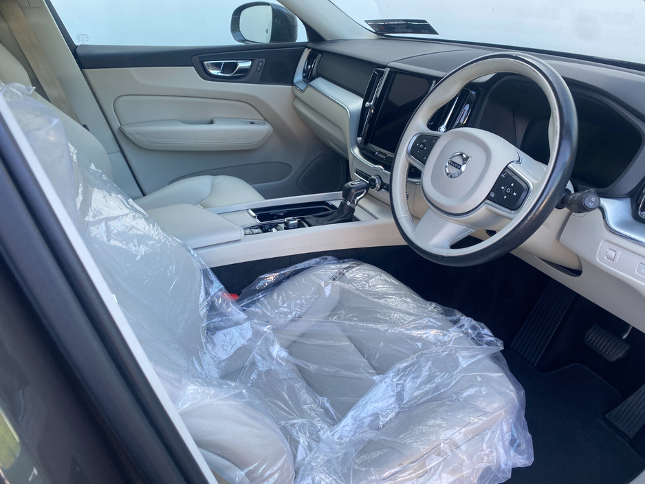 2018 Volvo XC60 2L Diesel For Sale Images