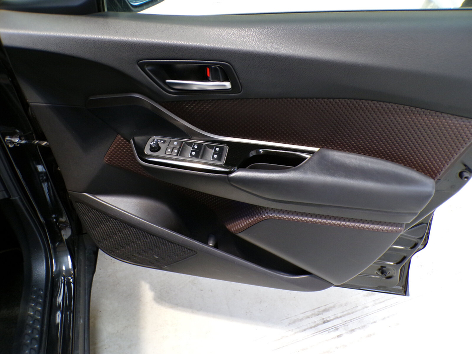 2017 Toyota C-HR 1.8L Petrol Hybrid For Sale Images