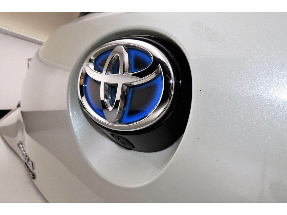 Toyota Corolla 1.8 HYBRID SPORT *REVERSE CAM*PARK SENSORS* — thumbnail 22