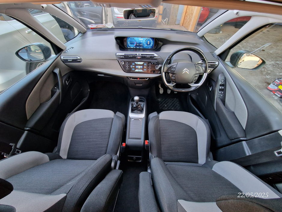 2016 Citroen Grand C4 Picasso 1.6L Diesel For Sale Images