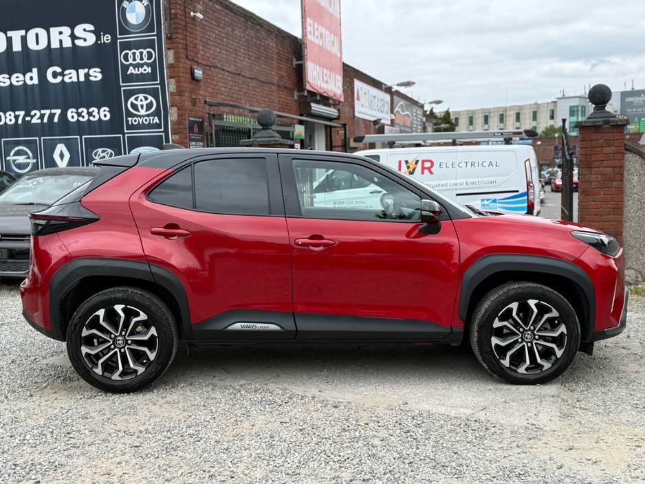 2023 Toyota Yaris Cross 1.5L Petrol Hybrid For Sale Images