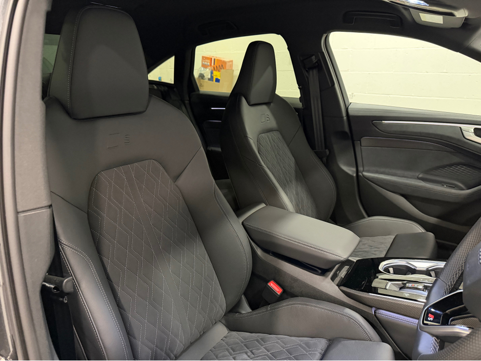 2026 Audi A6 2L Petrol Plug-in Hybrid For Sale Images