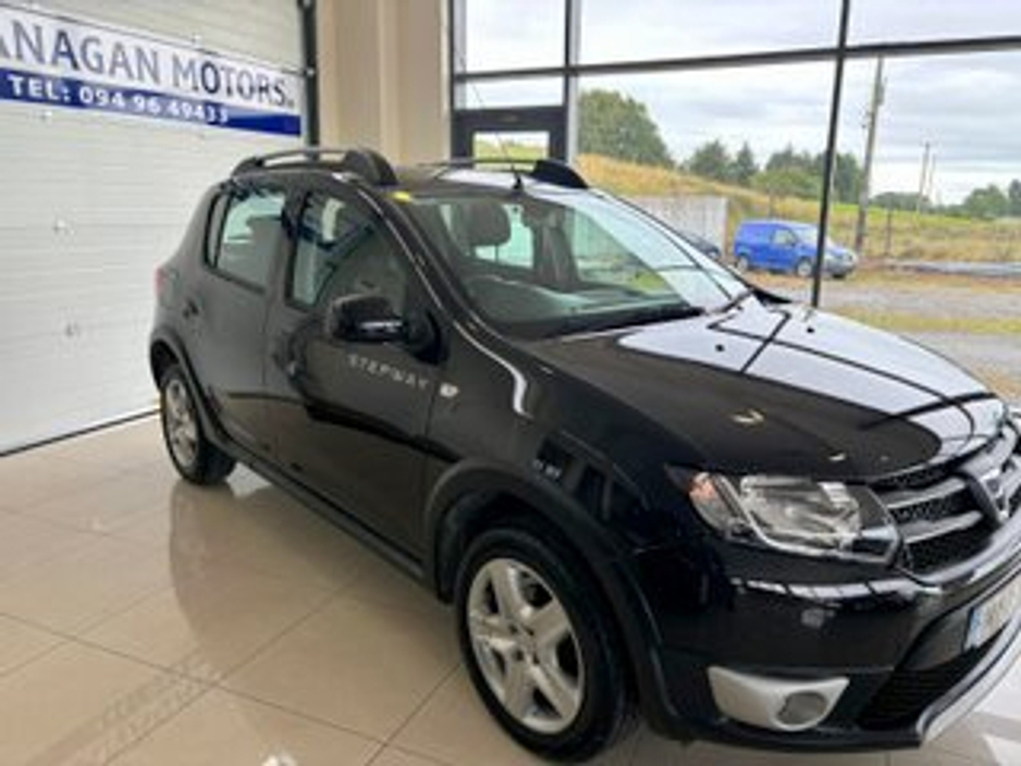 2015 Dacia Sandero Stepway 1.5L Diesel For Sale Images