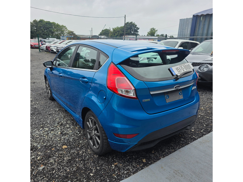 Ford Fiesta — thumbnail 7