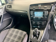 2014 Volkswagen Golf 2L Diesel For Sale Images