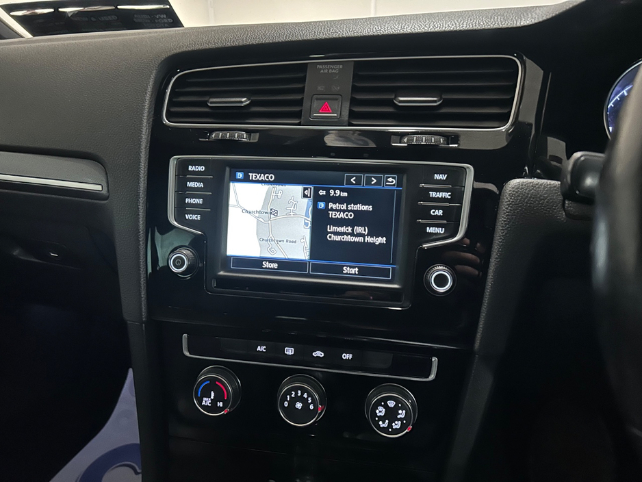 2016 Volkswagen Golf 2L Diesel For Sale Images