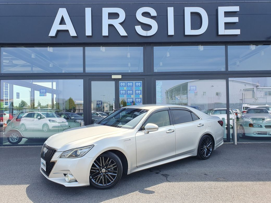 2014 Toyota Crown