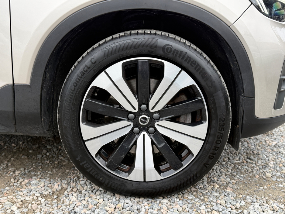 2022 Volvo XC40 1.5L Petrol Plug-in Hybrid For Sale Images