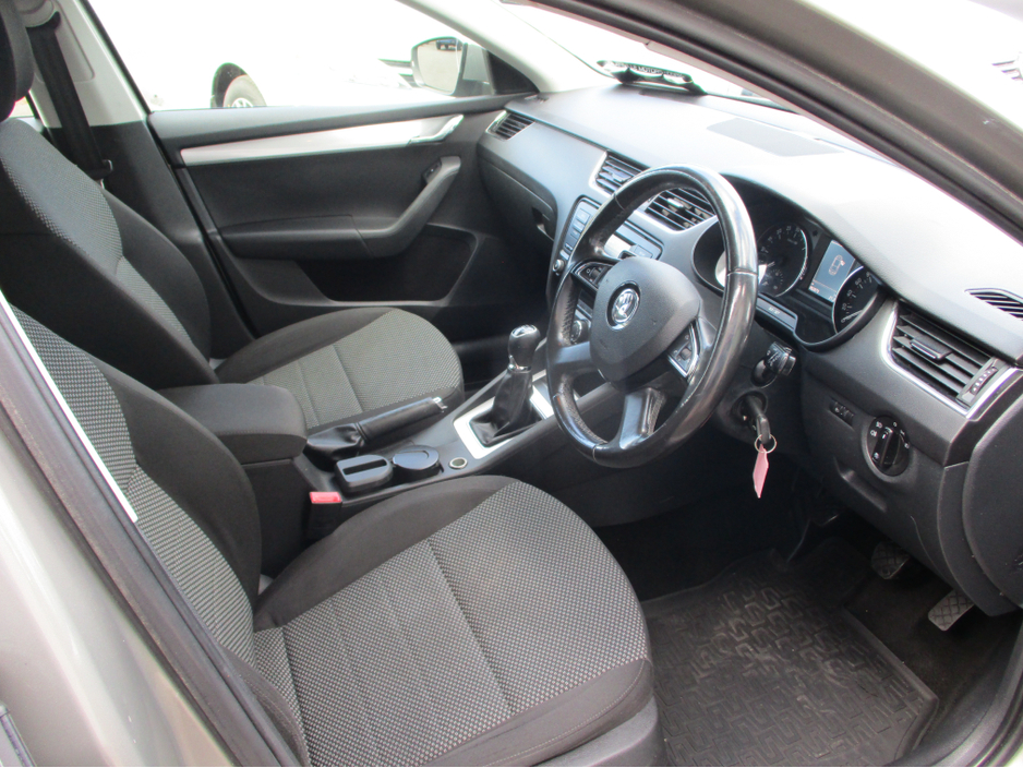 2014 Skoda Octavia 1.6L Diesel For Sale Images