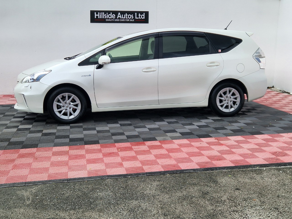 2012 Toyota Prius 1.8L Petrol Hybrid For Sale Images