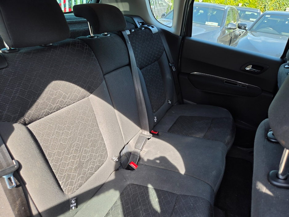 Peugeot 3008 1.6 HDI ACTIVE 115BHP 5DR — thumbnail 9