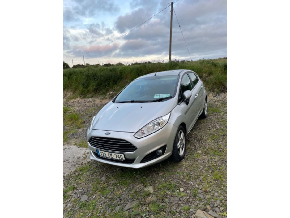 Ford Fiesta 1.5 Zetec Hatchback Diesel Manual (75bhp) — thumbnail 3