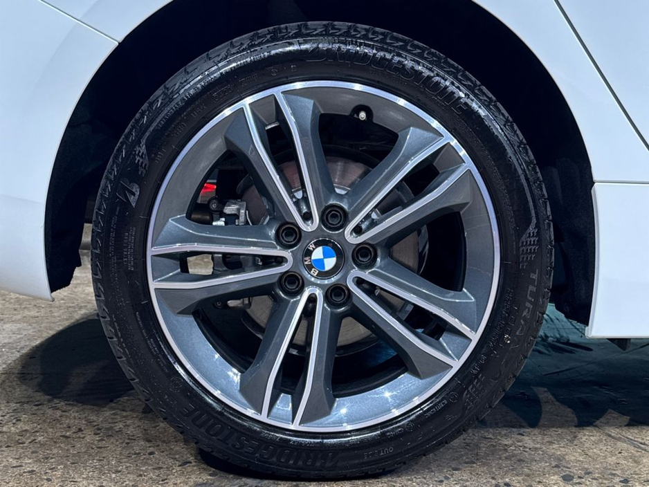 BMW 1 Series ONLY 686KM - 1.5 AUTOMATIC - FACTORY ALLOYS - CRUISE CONTROL - REVERSE CAMERA — thumbnail 10