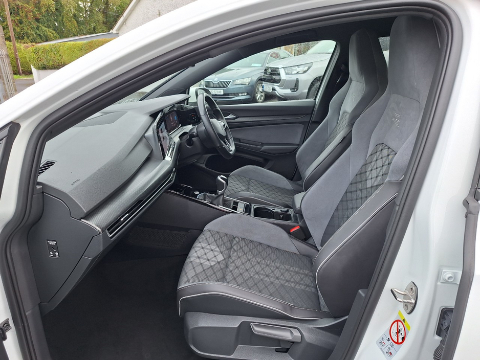2023 Volkswagen Golf 1.5L Petrol For Sale Images
