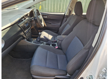 2015 Toyota Auris 1.4L Diesel For Sale Images