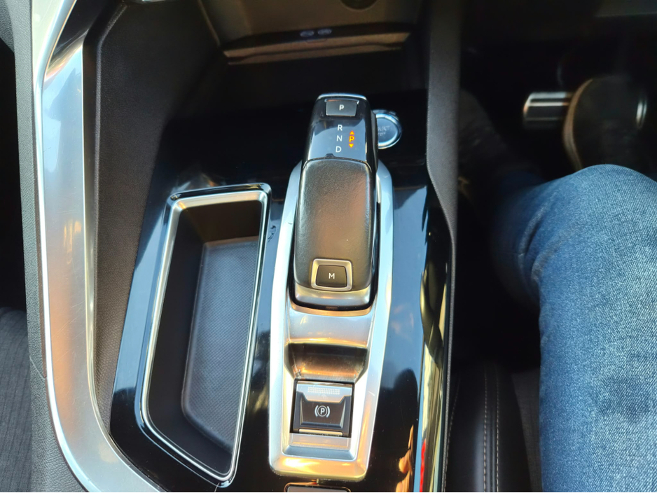 2017 Peugeot 3008 1.6L Diesel For Sale Images