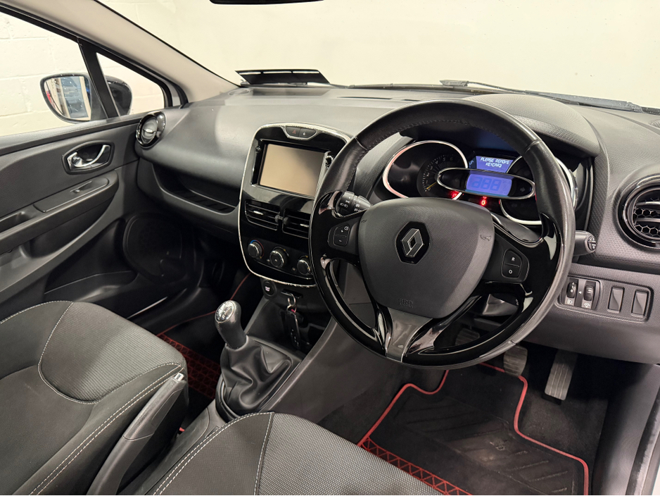 2015 Renault Clio 1.1L Petrol For Sale Images