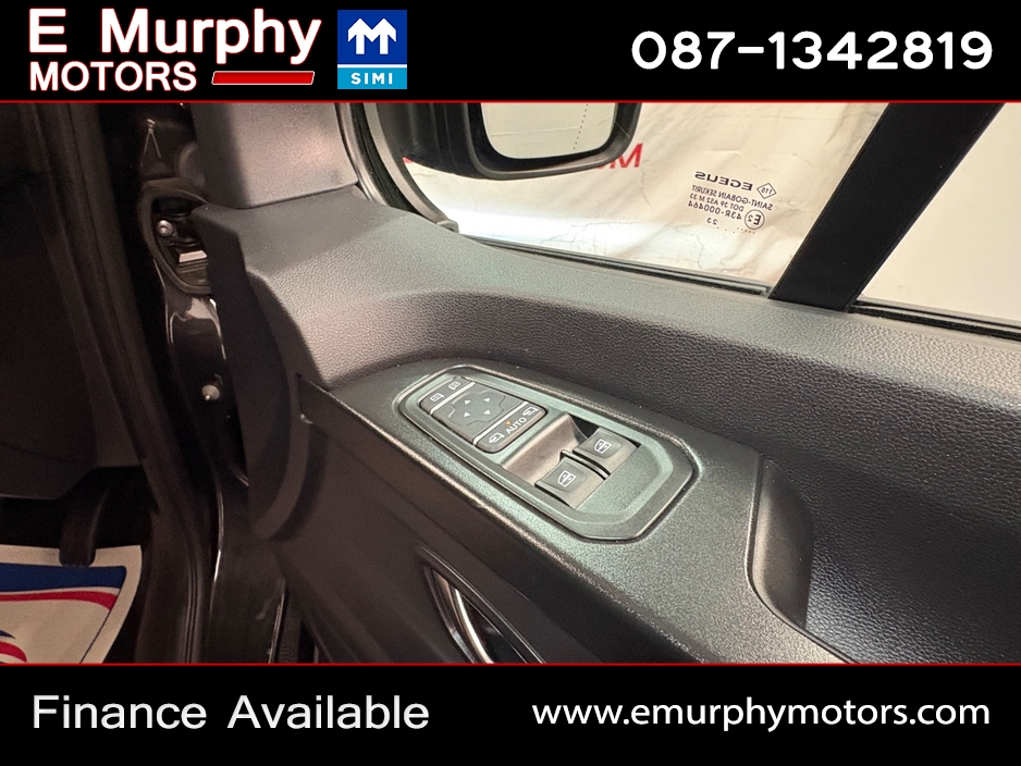 2023 Renault Trafic 2L Diesel For Sale Images