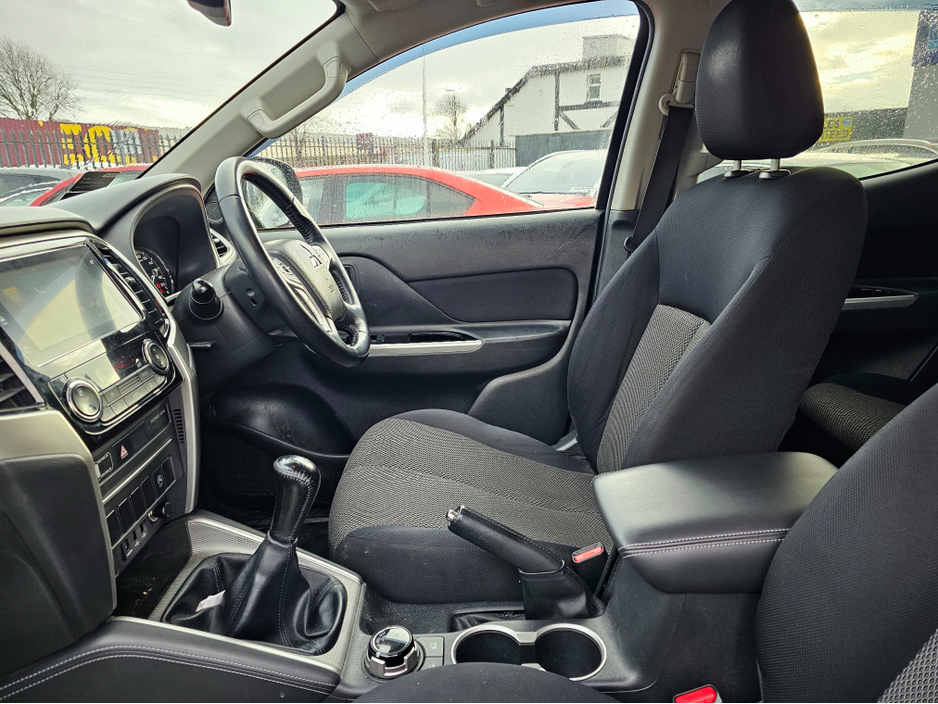 2020 Mitsubishi L200 2.3L Diesel For Sale Images