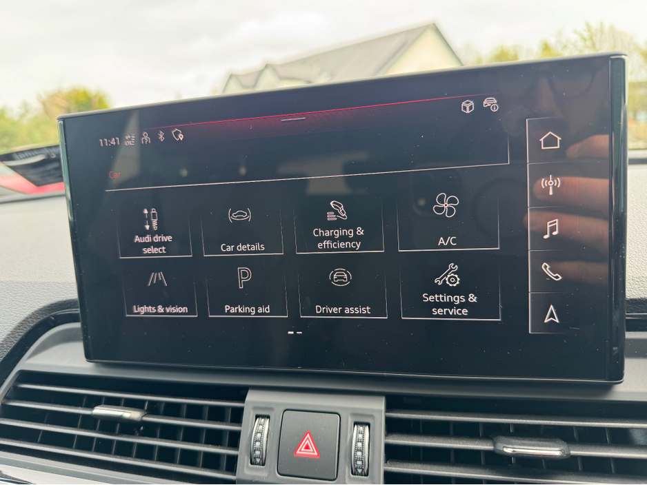 2024 Audi Q5 2L Petrol Plug-in Hybrid For Sale Images
