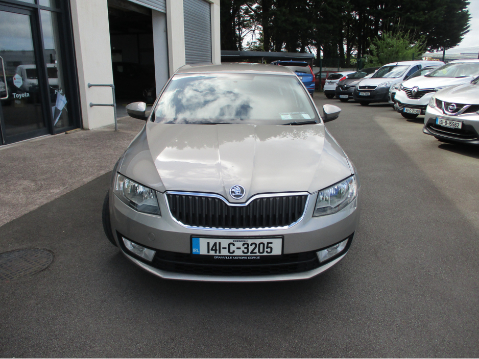 2014 Skoda Octavia 1.6L Diesel For Sale Images