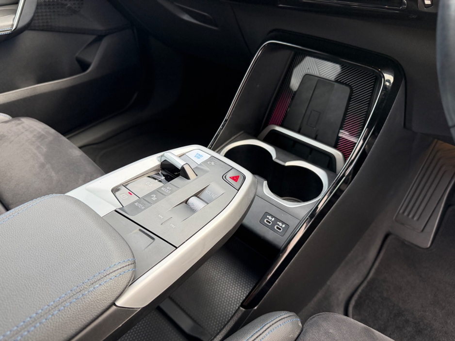 2023 BMW iX1 0L Electric For Sale Images