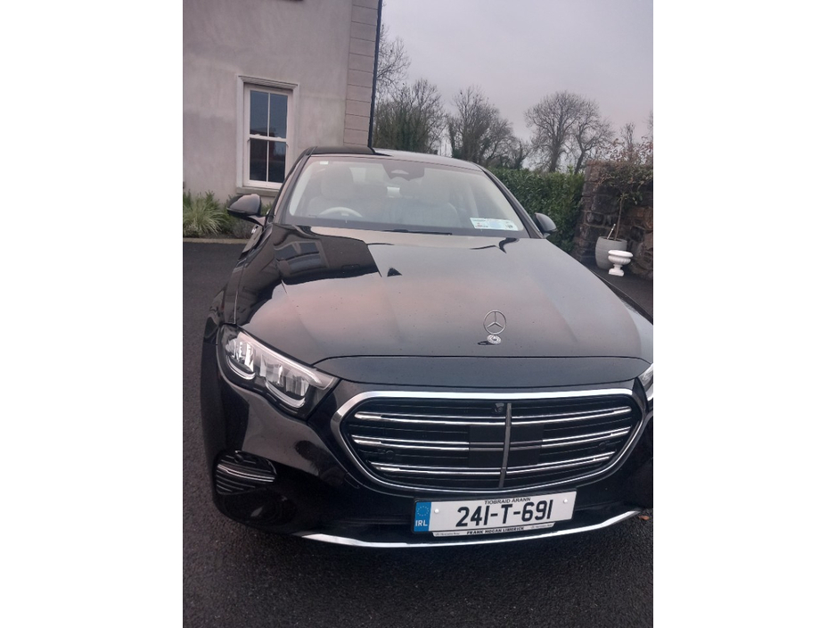 Mercedes-Benz E Class 220 D EXCLUSIVE 4DR