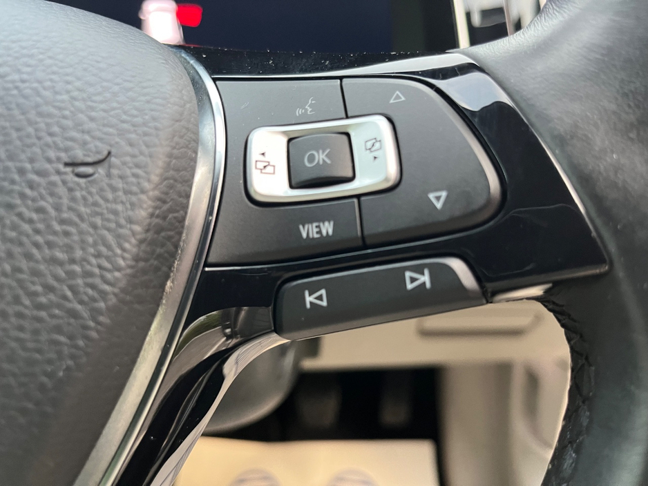 2019 Volkswagen Golf 1.5L Petrol For Sale Images