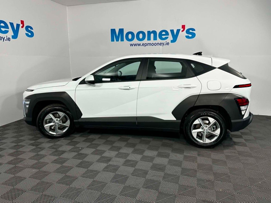 Hyundai Kona Hybrid Signature 1.6L Petrol Compact SUV - Test Drive Today - — thumbnail 4