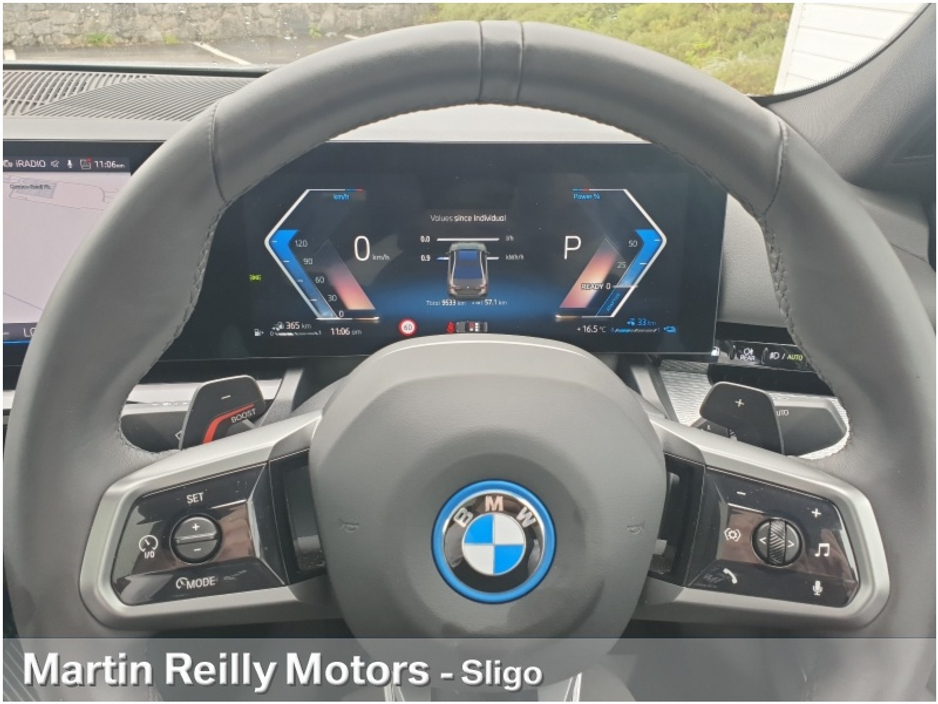 2025 BMW 5 Series 2.0L Petrol Plug-in Hybrid For Sale Images