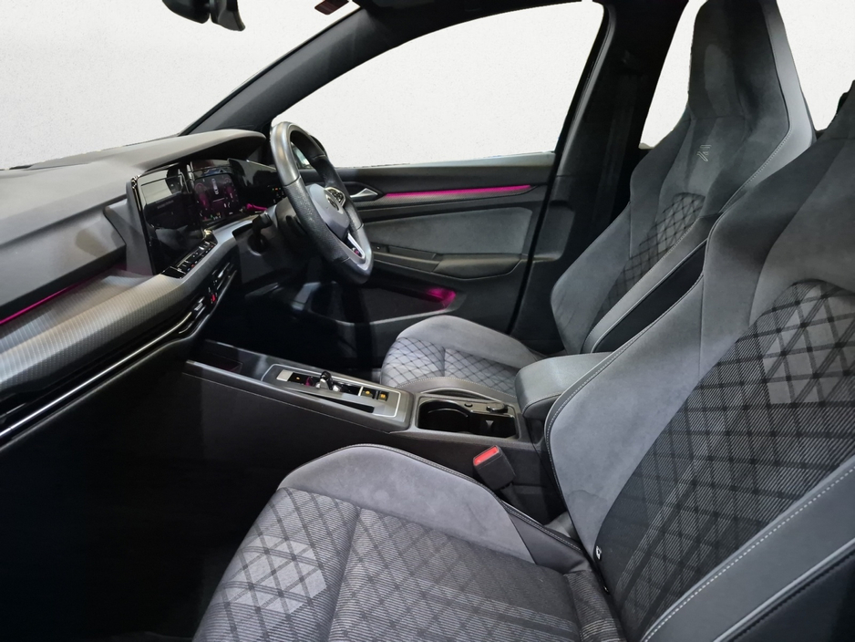 Volkswagen Golf R-Line 2.0TDi Auto 150HP — thumbnail 18
