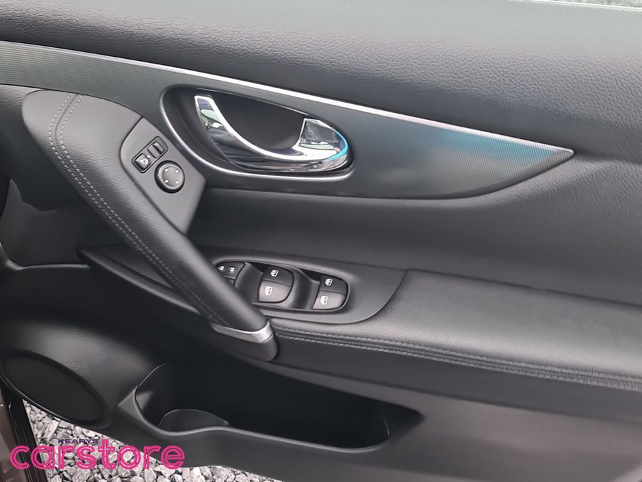 Nissan Qashqai 1.5 DSL Auto PREMIUM — thumbnail 17