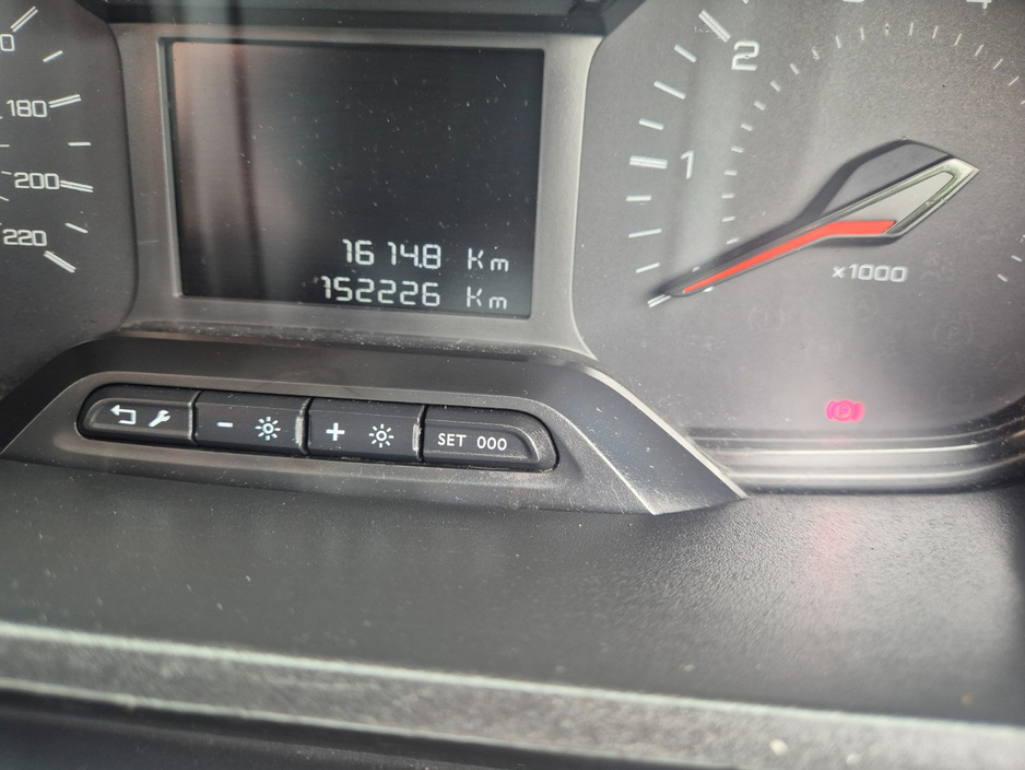 2021 Peugeot Partner 1.5L Diesel For Sale Images