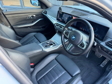 2023 BMW 3 Series 2L Hybrid For Sale Images