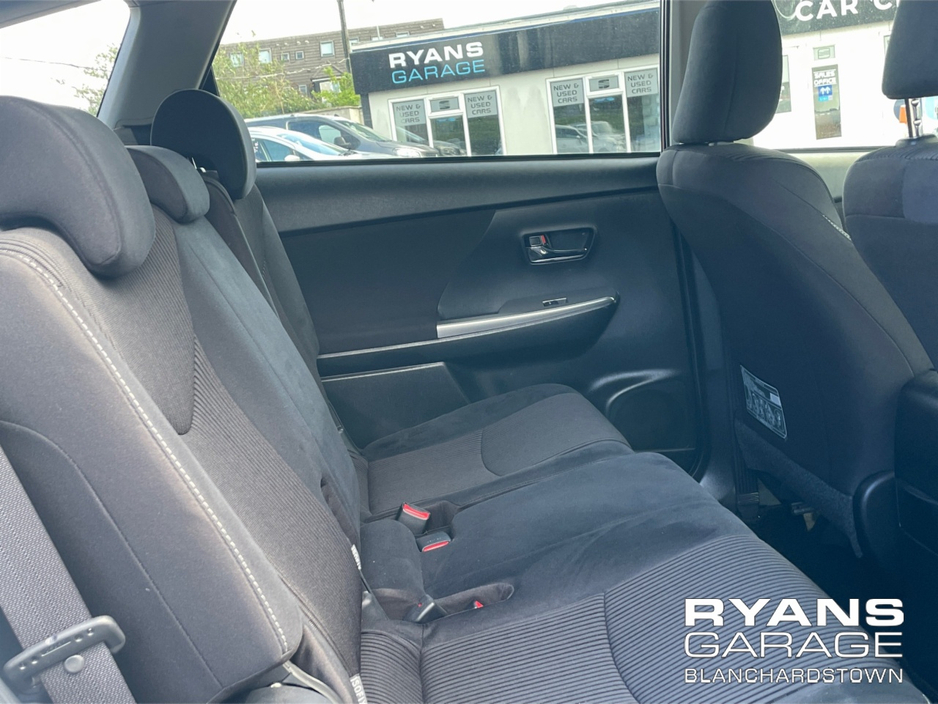 2019 Toyota Prius Alpha 1.8L Petrol Hybrid For Sale Images