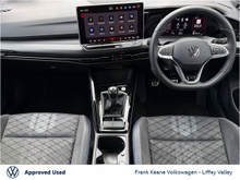 Volkswagen Golf R-LINE 1.5 TSI 150HP...