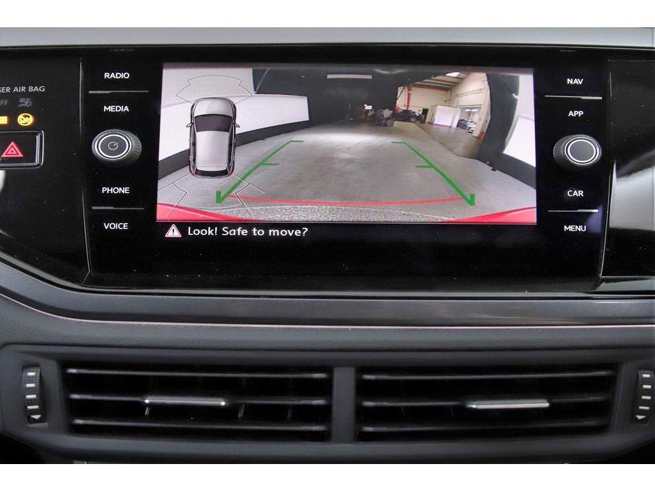Volkswagen Polo 1.0 TSI DSG COMFORTLINE *DIG DASH*REVERSE CAM*CARPLAY*ANDROID* — thumbnail 22
