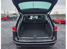 2016 Volkswagen Touareg 3L Diesel For Sale Images