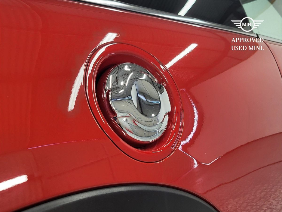 2019 MINI Hatch 2L Petrol For Sale Images