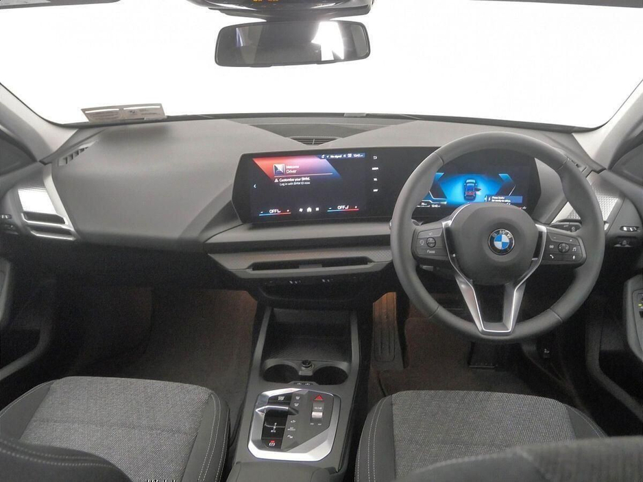 BMW 1 Series 120 Sport — thumbnail 4