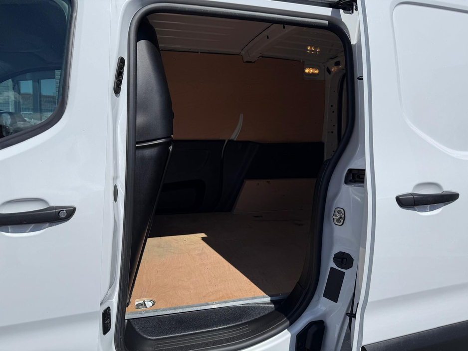 2024 Peugeot Partner 1.5L Diesel For Sale Images