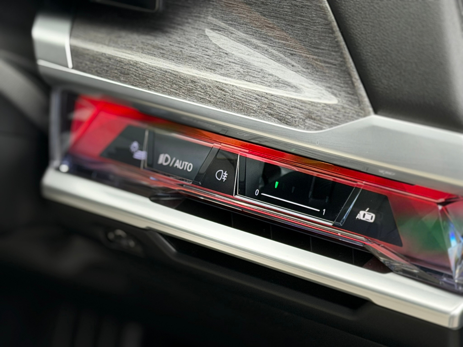 2025 BMW i7 0L Electric For Sale Images