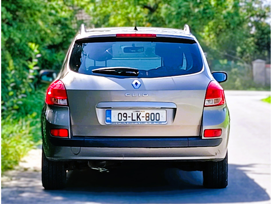 2009 Renault Clio 1.1L Petrol For Sale Images