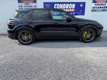 2020 Porsche Cayenne 3L Petrol Plug-in Hybrid For Sale Images