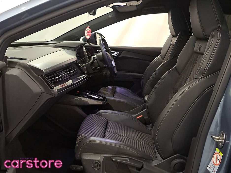 Audi Q4 e-tron Q4 E-Tron S Line 40 S Line 40 204 Electric 82kWh Auto — thumbnail 9